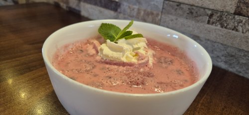 Erdei gyümölcsleves