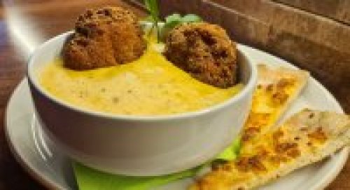 Zöldborsófőzelék fasírozottal