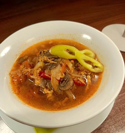 Édes-savanyú leves.