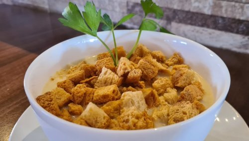 Zöldségkrémleves crouton-nal