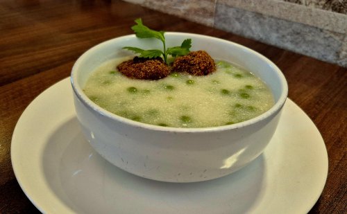 Zöldborsófőzelék fasírozottal