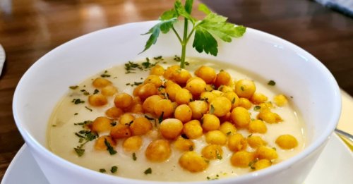 Zellerkrémleves levesgyönggyel