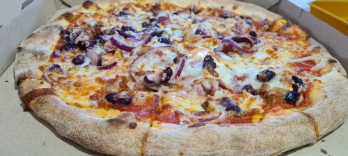 08. Különben dühbe jövünk pizza