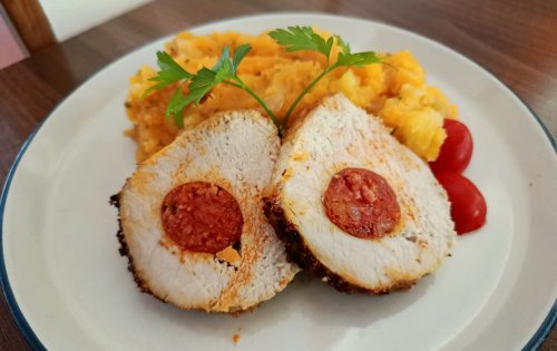 Csabai töltött karaj, rizzsel.